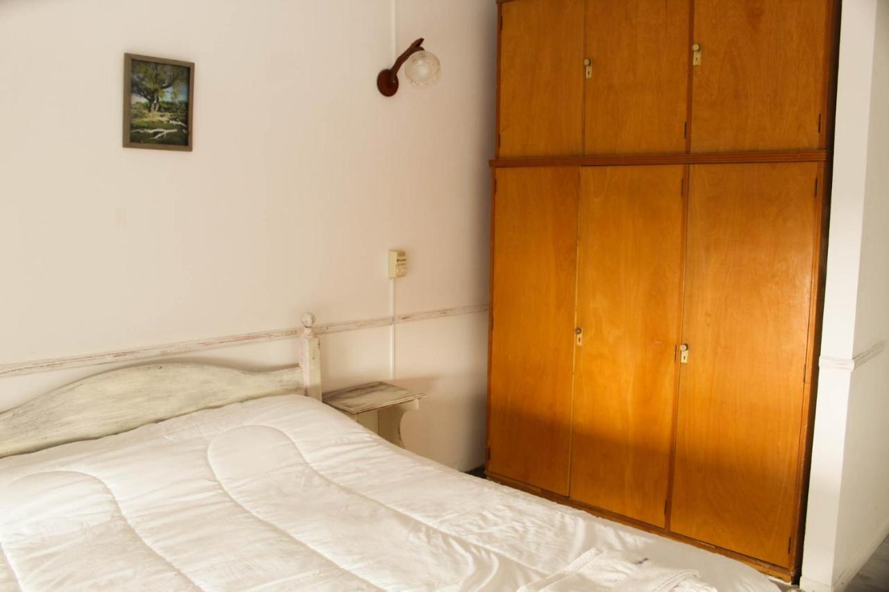Vintage Hotel Puerto Madryn Buitenkant foto